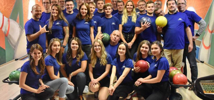 Corporate event: bowling and dinner, 20. 10. 2022
